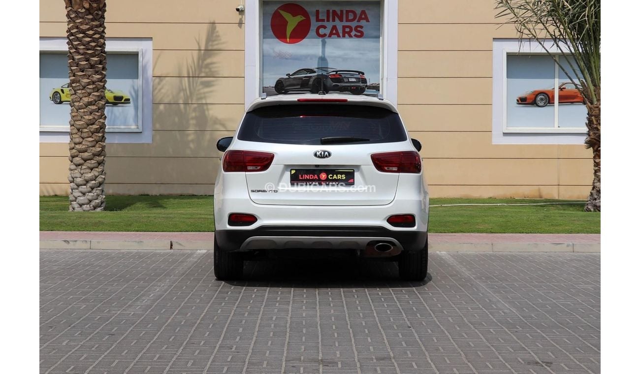 كيا سورينتو UM