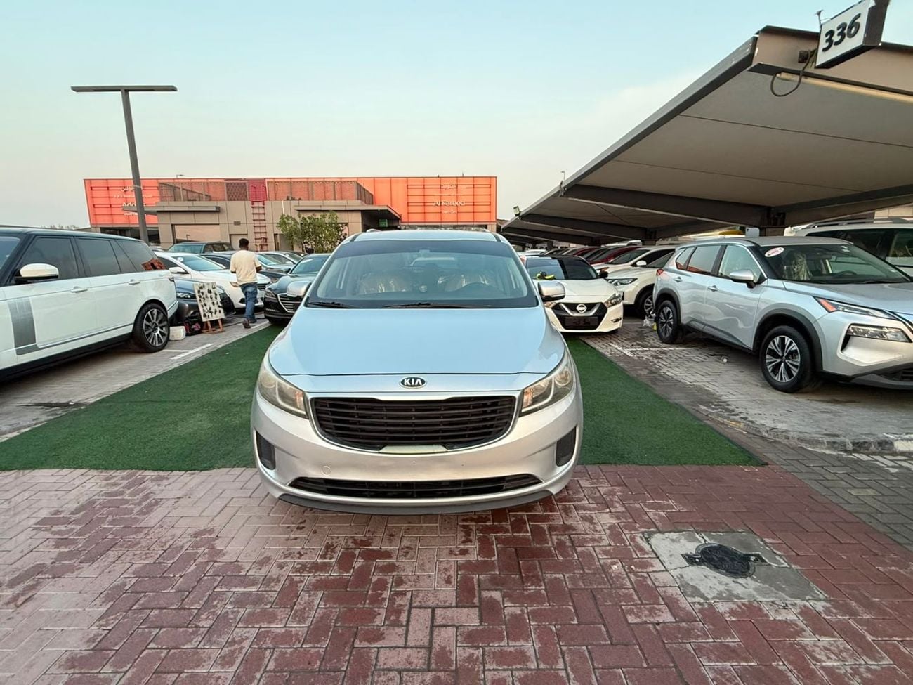 Kia Carnival LX 3.3 liter V6 engine with 276 horsepower, 6-speed