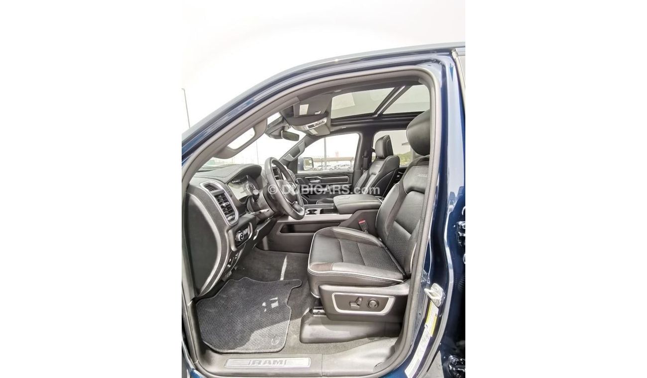 RAM 1500 Dodge RAM Laramie - 2022- Dark Blue