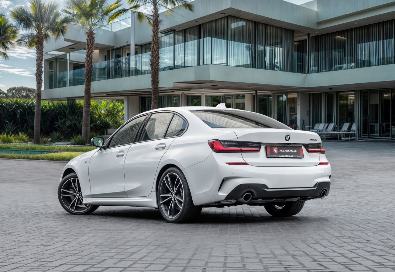 بي أم دبليو 330i 330i M-Sport | 2,546 P.M | 0% Downpayment | BMW Service History | Low Kms!