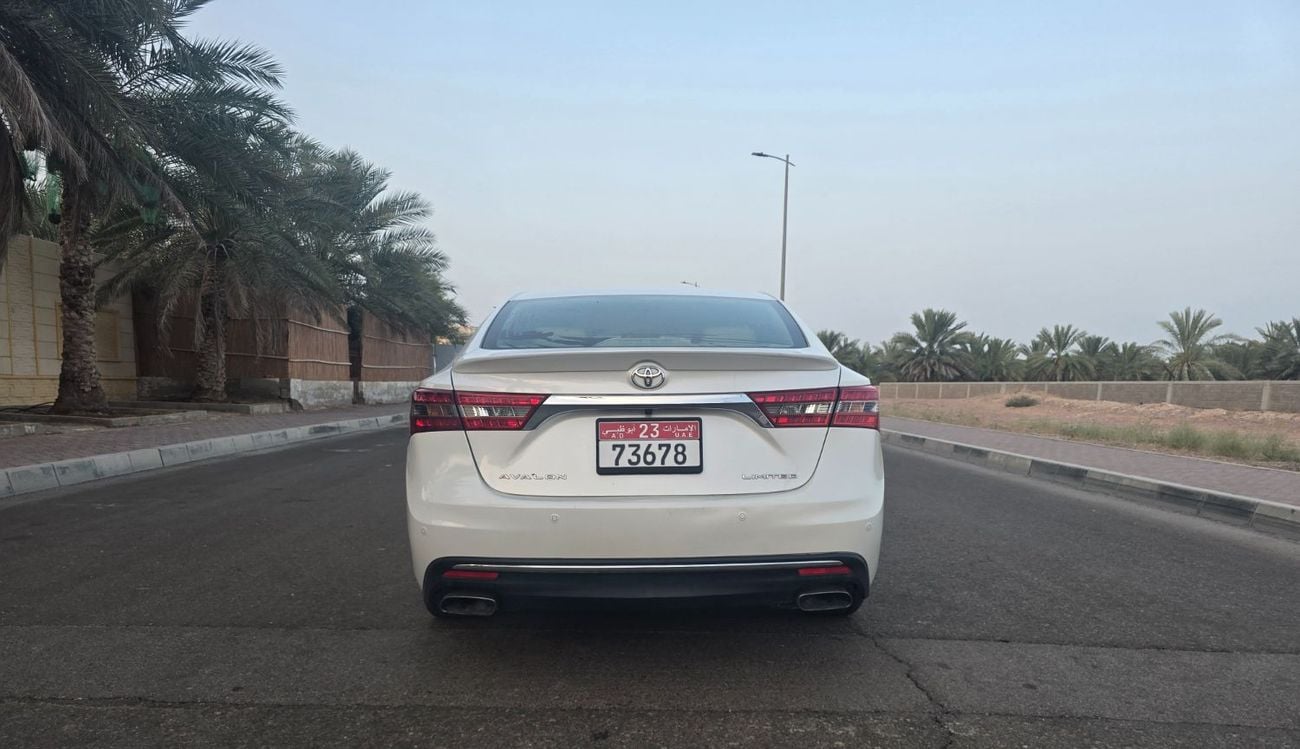 تويوتا افالون LIMITED