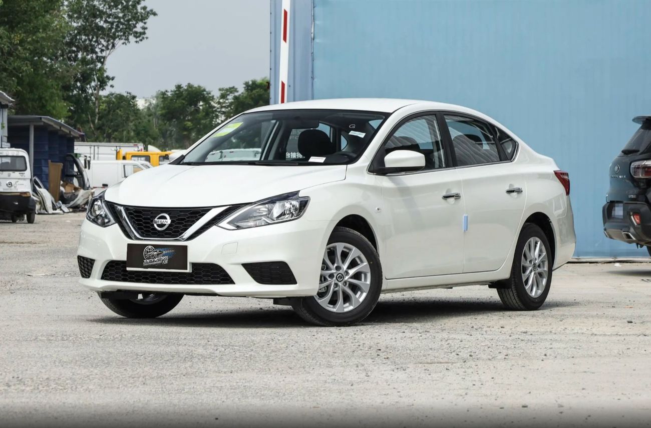 نيسان سيلفي 