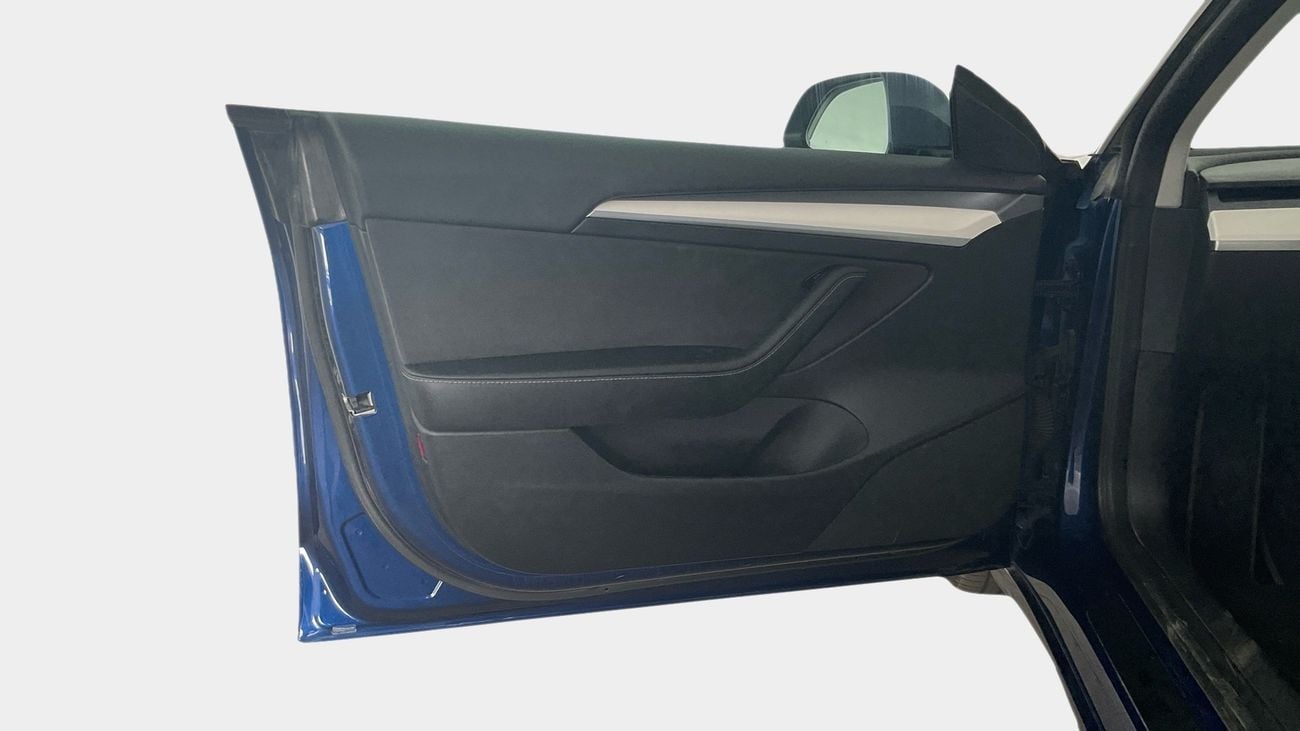 Tesla Model 3 BEV RWD 18ALW WHITE PEARL ALL BLACK INTE | Guaranteed Warranty | 0 Down Payment