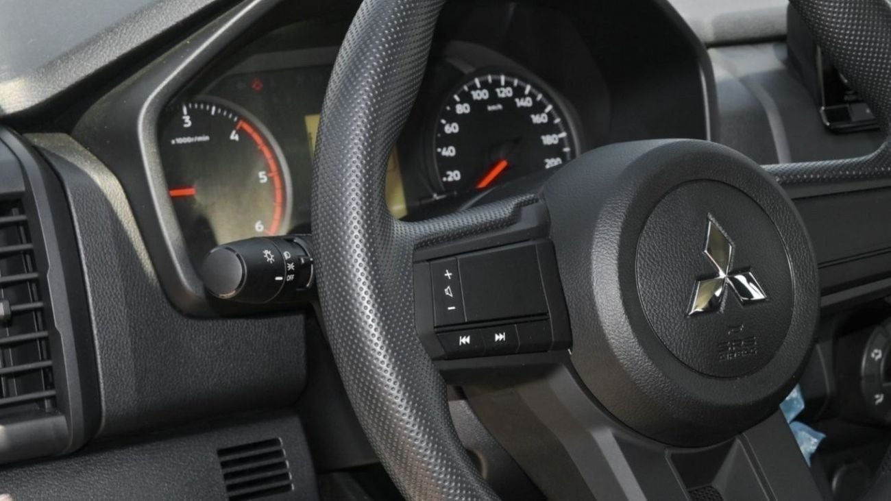 Mitsubishi L200 For Export Only !  Brand New Mitsubishi L200 L200-GLX-D-4WD 2.5L Diesel GLX | M/T | Euro 4 | 4WD | 2