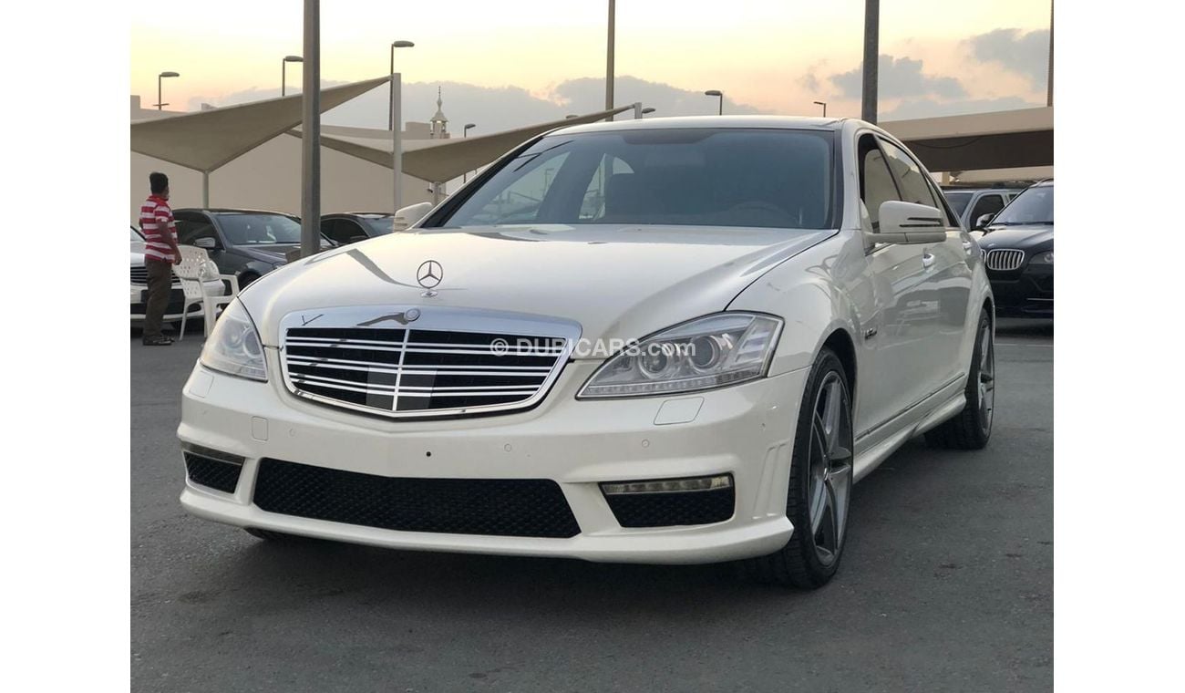 مرسيدس بنز S 550 موديل 2009 حاله ممتازه من الداخل والخارج فل مواصفات محول 2013 كت AMG  فل مواصفات كراسي جلد ومثبت سرع