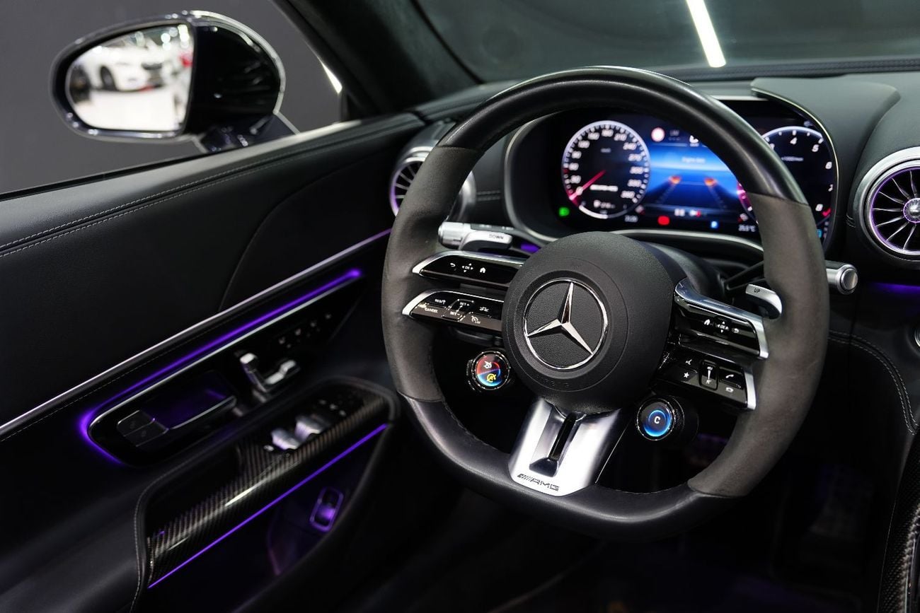 مرسيدس بنز SL 63 AMG Dynamic PLUS Pack, AMG Track Pace, Front Lift System, Carbon Interior!!