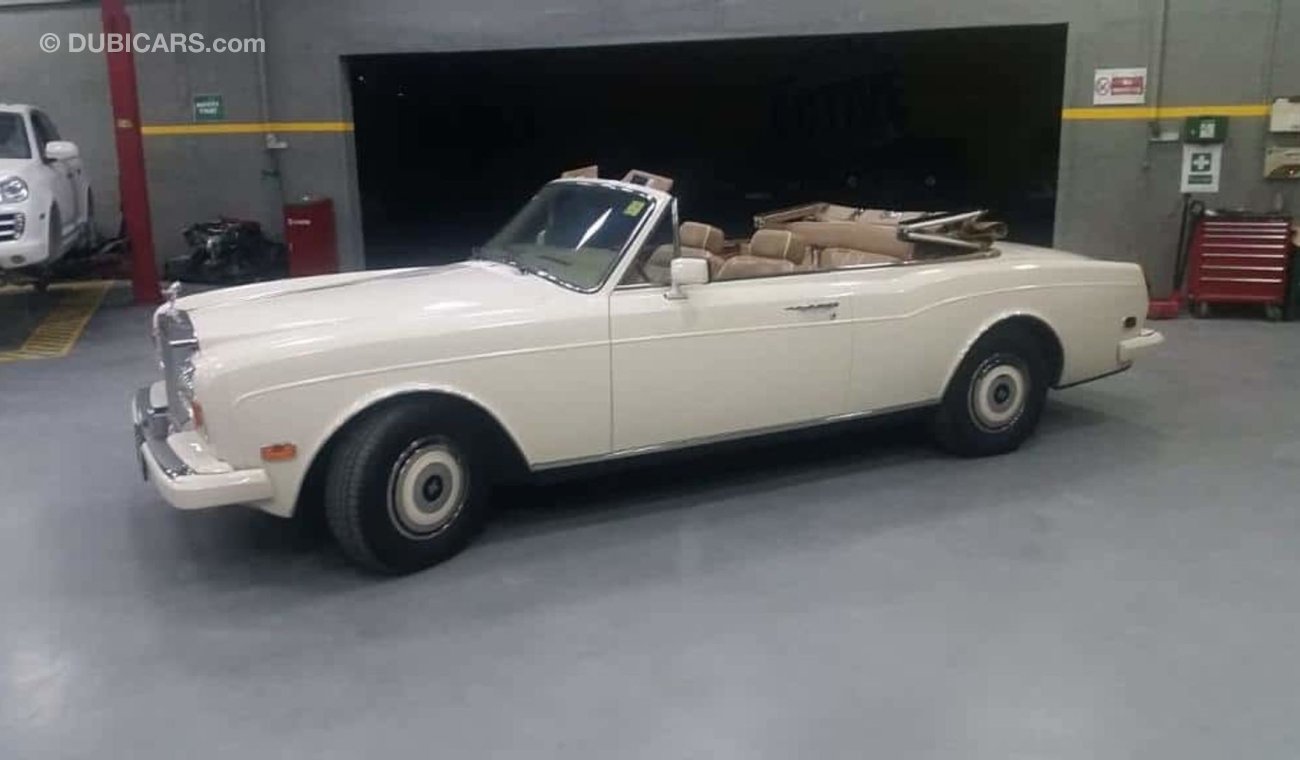 Rolls-Royce Corniche