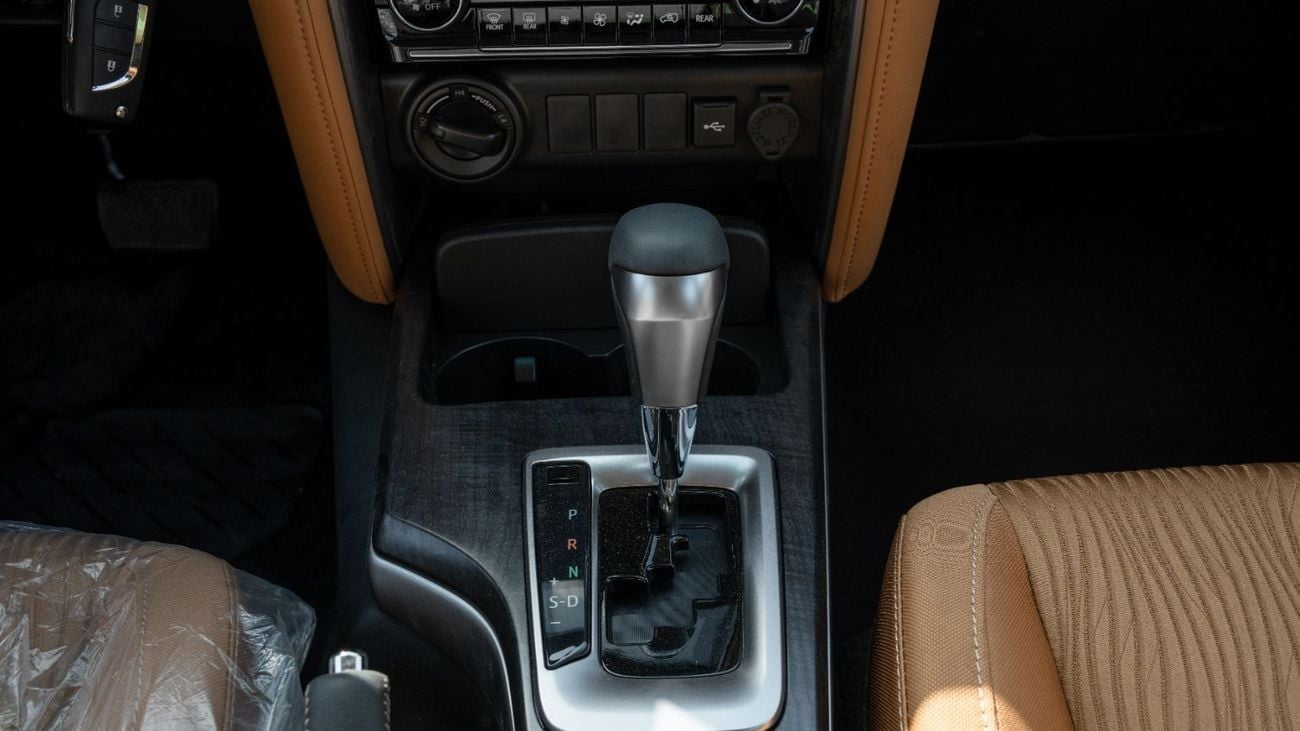 Toyota Fortuner 2026 Toyota Fortuner VX 4.0L AT Petrol (Black-Tan)