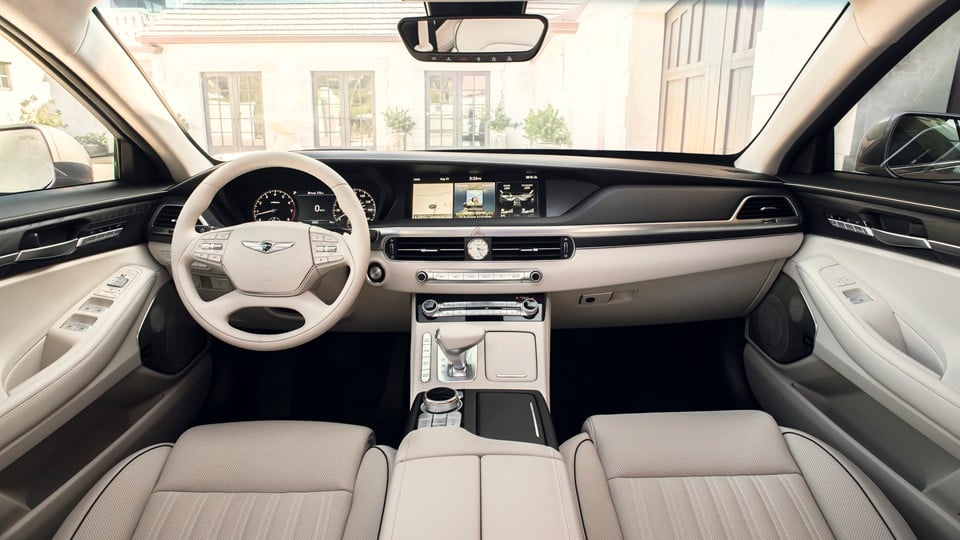 Hyundai Genesis interior - Cockpit