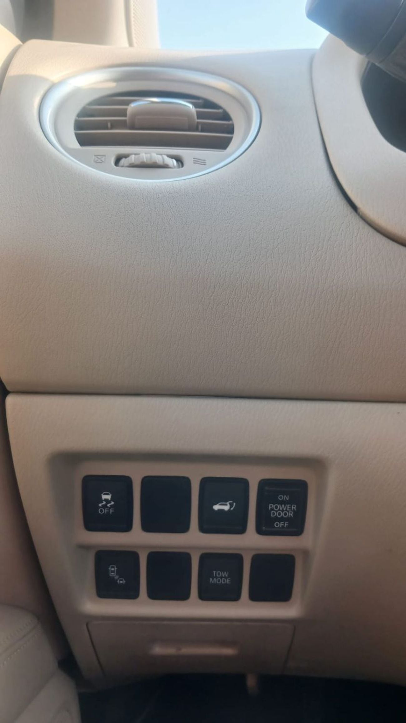 Nissan Pathfinder SL 3.5L (260 HP) 4WD