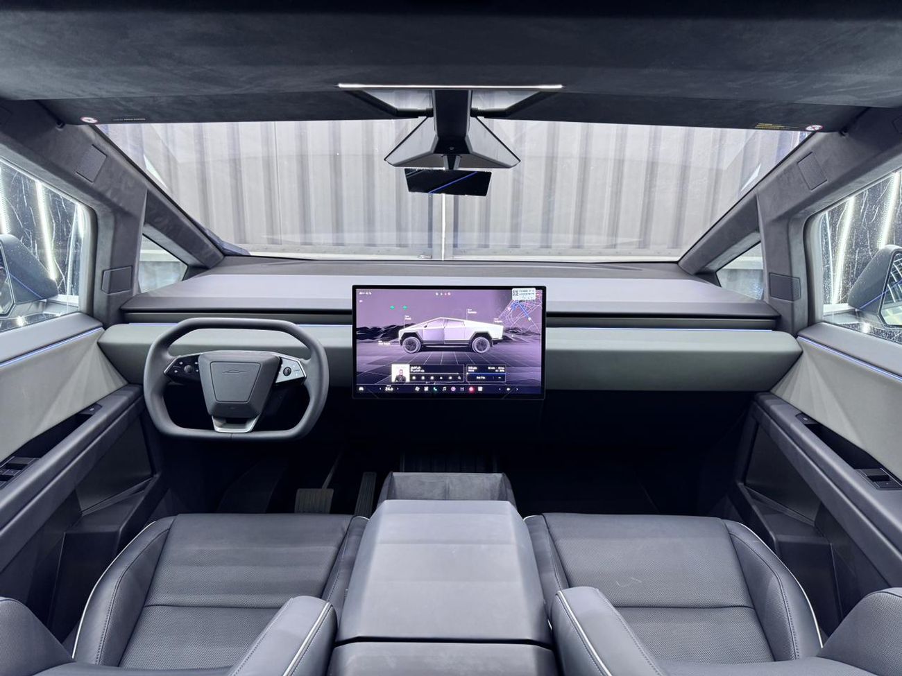 تسلا سايبرتراك Tesla Cybertruck All wheel drive,GCC,600Hp,Excellent,Low kms