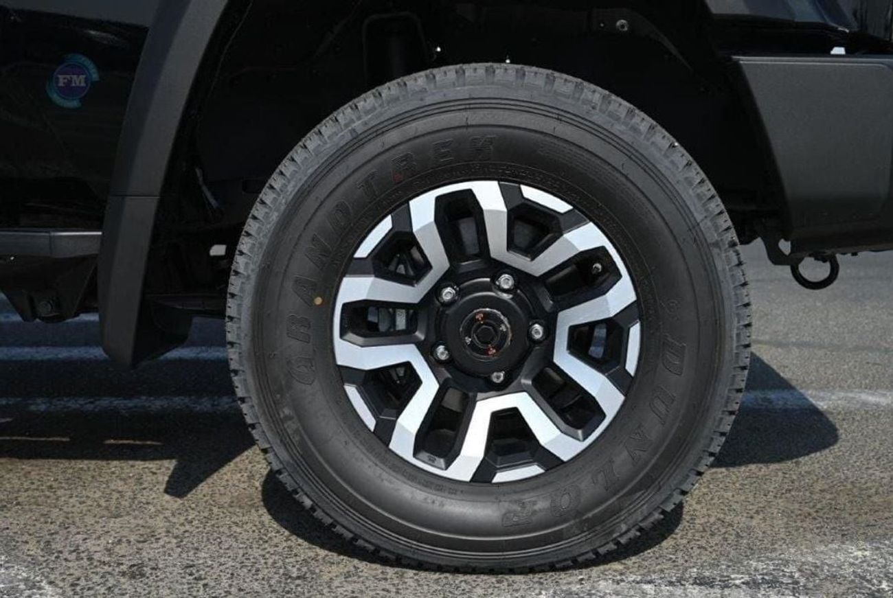 تويوتا لاند كروزر 70 76 Hardtop G 4.0L Petrol 5 Seater Automatic