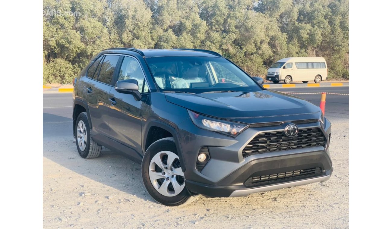 Toyota RAV4 2019 LE 4WD For URGENT SALE