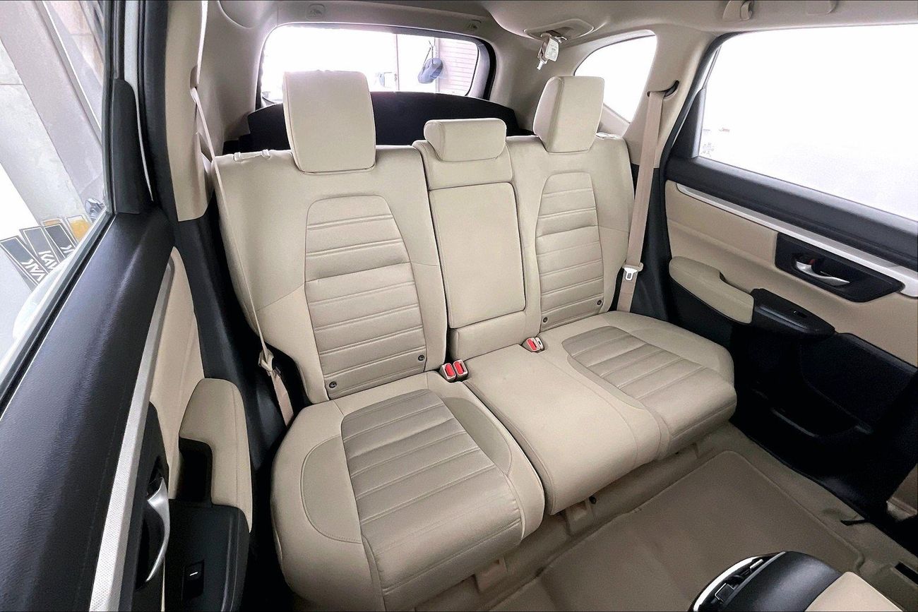 هوندا سي آر في LX | National Day Celebration | شامل الضمان | 0 ﺪﻔﻋﺓ ﺃﻮﻟﻯ