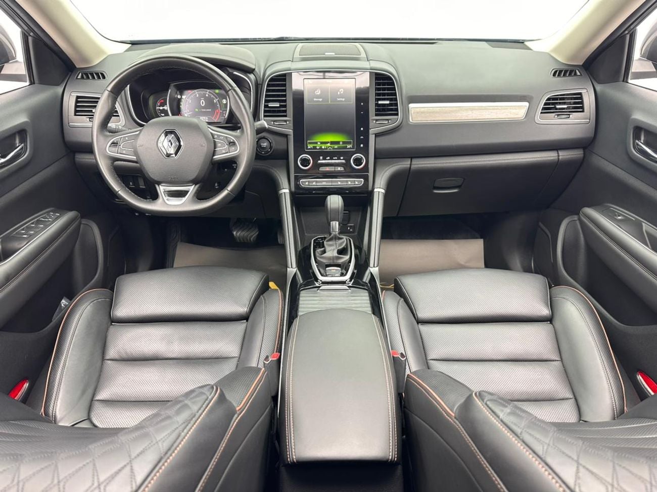 Renault Koleos 2.5L PE (4WD) 2024 Renault Koleos LE Plus (Bose Edition), 26/2027 Renault Warranty + Service Contrac