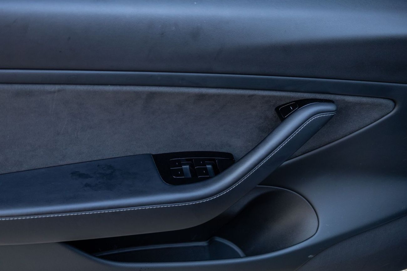 تسلا موديل 3 Performance (AWD)