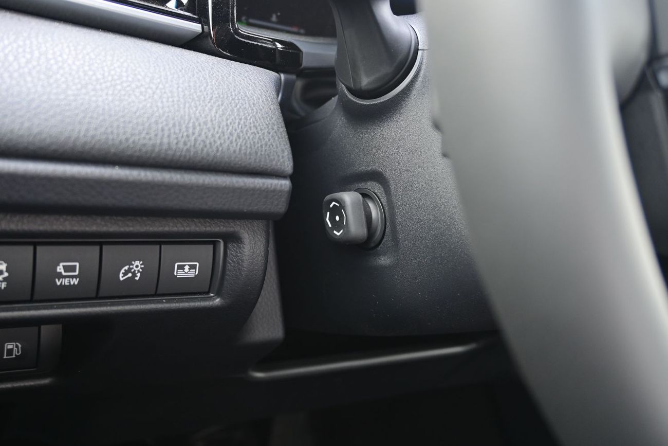 تويوتا كامري Toyota Camry Limited 2.5L Hybrid GCC, Model 2025, Color Black