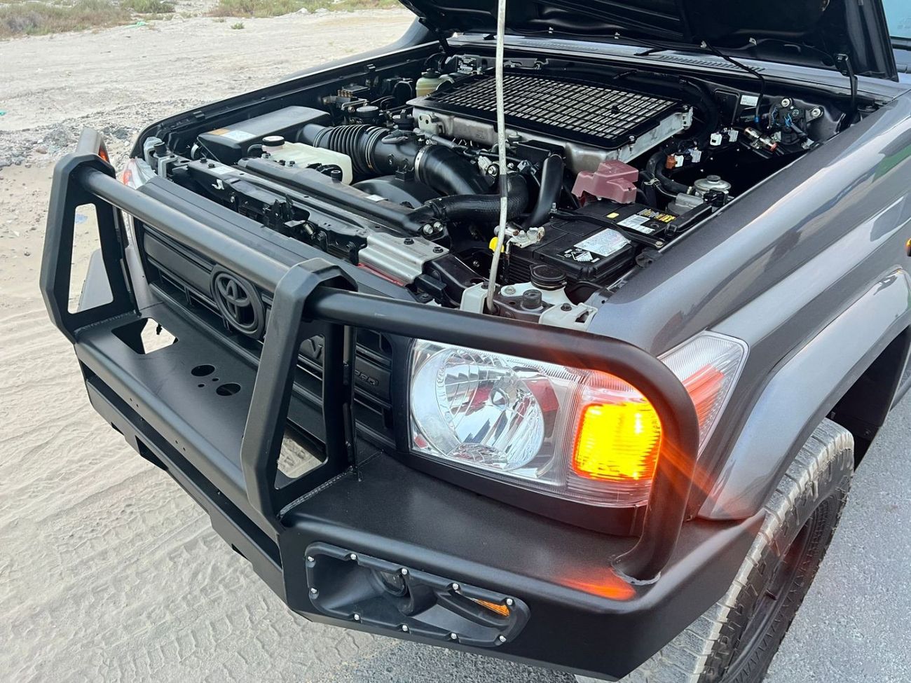 Toyota Land Cruiser Pick Up