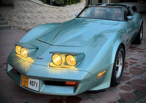 شيفروليه كورفت Two doors