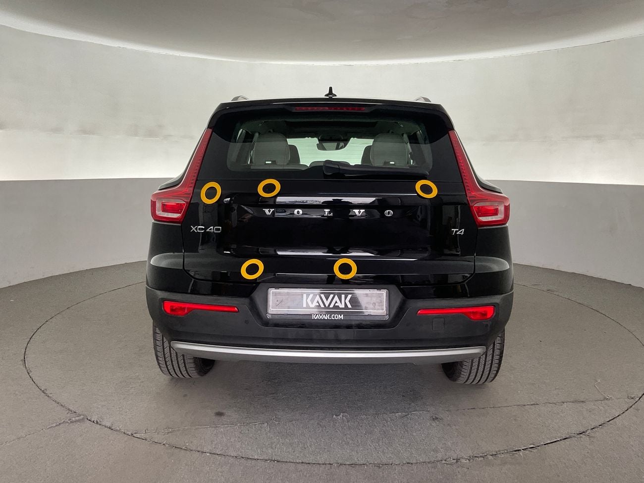 Volvo XC40 T4 Momentum | upto AED 20,000 Ramadan Discount | Guaranteed Warranty | 0 Down Payment