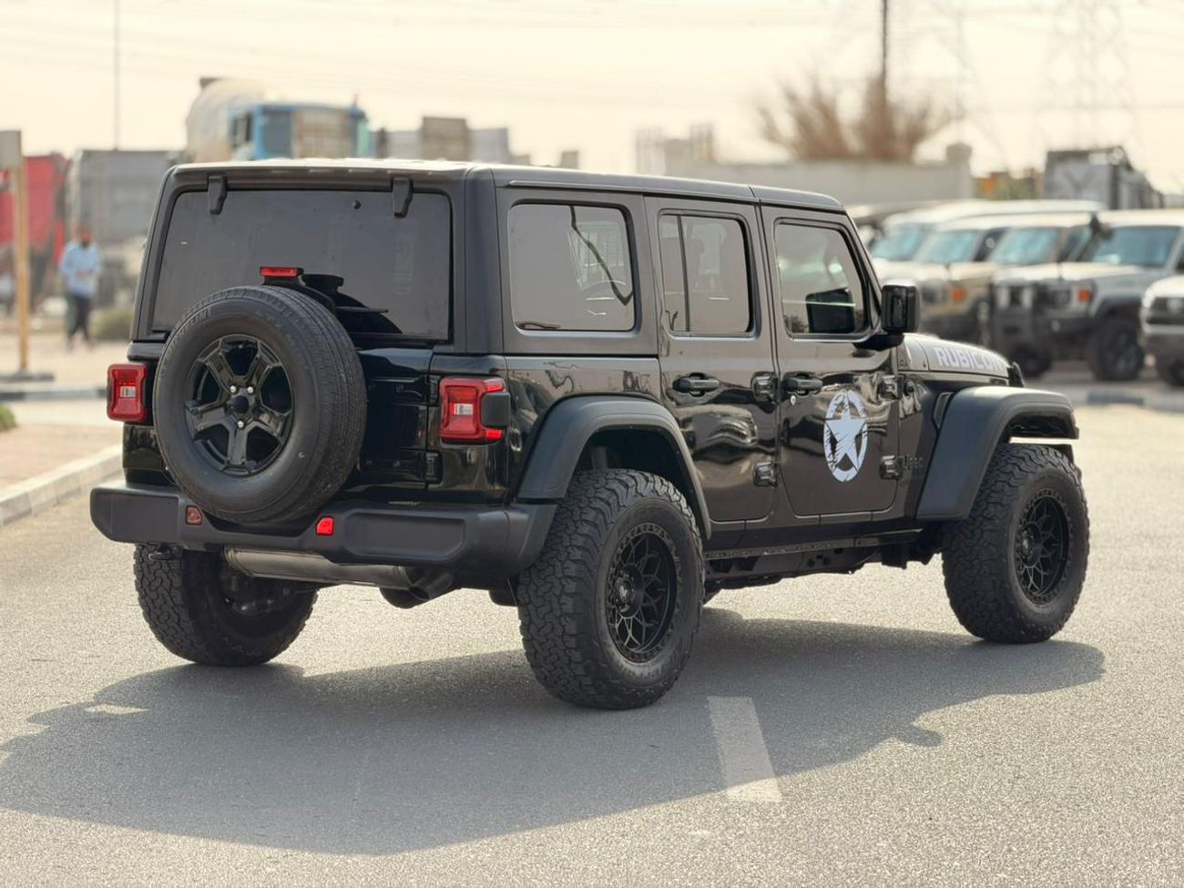 جيب رانجلر Jeep WRANGLER sport 4x4 2.0L  v4 270Hp petrol Engine Colour Black Interior black Transmission Automa