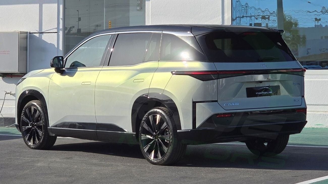 Toyota BZ3X ( Only For Export ) 2025 Toyota BZ3X 610 MAX FWD BEV BRAND NEW