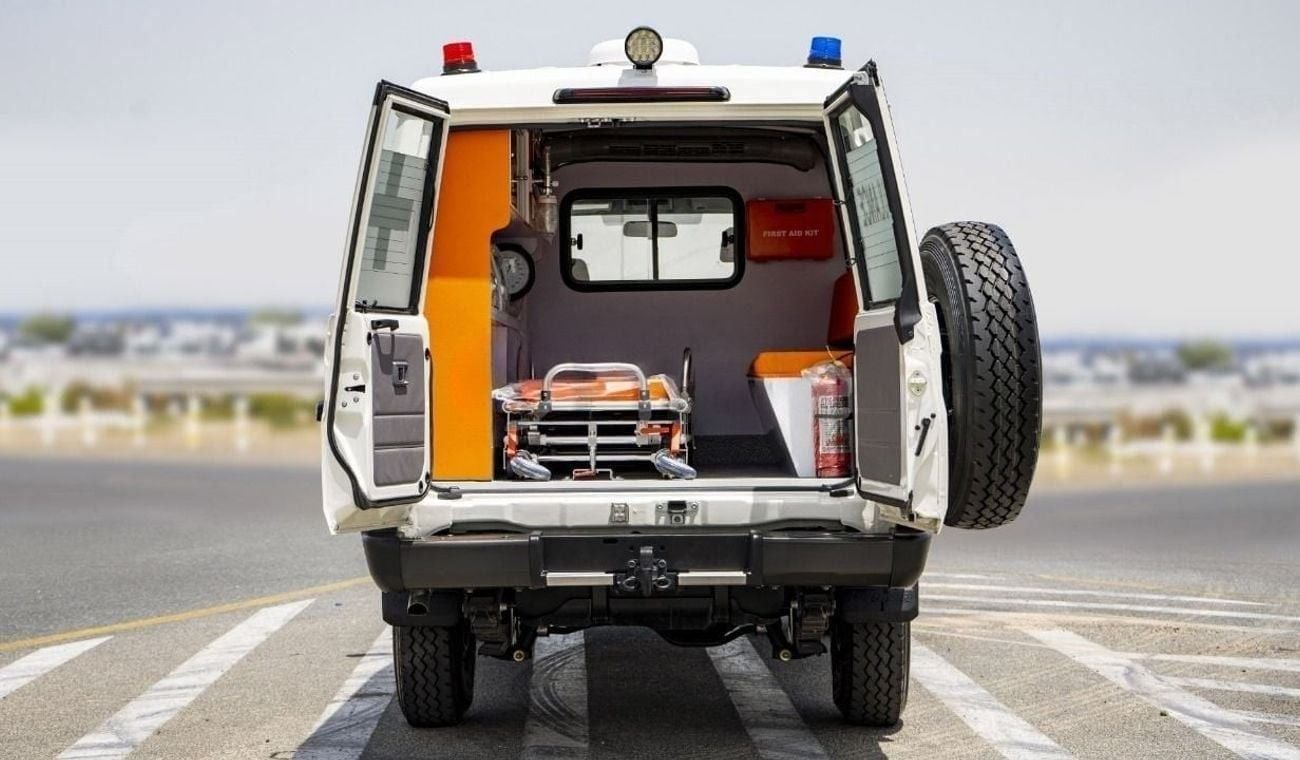 تويوتا لاند كروزر 70 LC78 AMBULANCE 4.2L V6 DIESEL 2024
