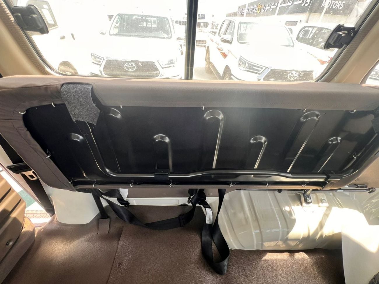 Toyota Land Cruiser 70 LC 78 HARDTOP 2.8L MT