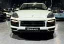 Porsche Cayenne S 2.9L (440 HP) 2019 Porsche Cayenne, 2027 Warranty, Full Service History, Sport Chrono Package, GCC