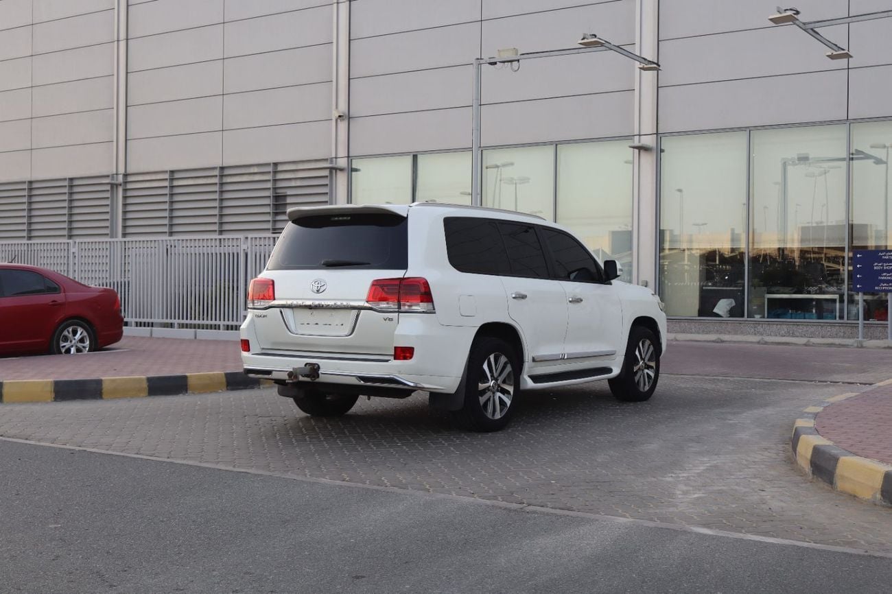 Toyota Land Cruiser GXR 4.6L