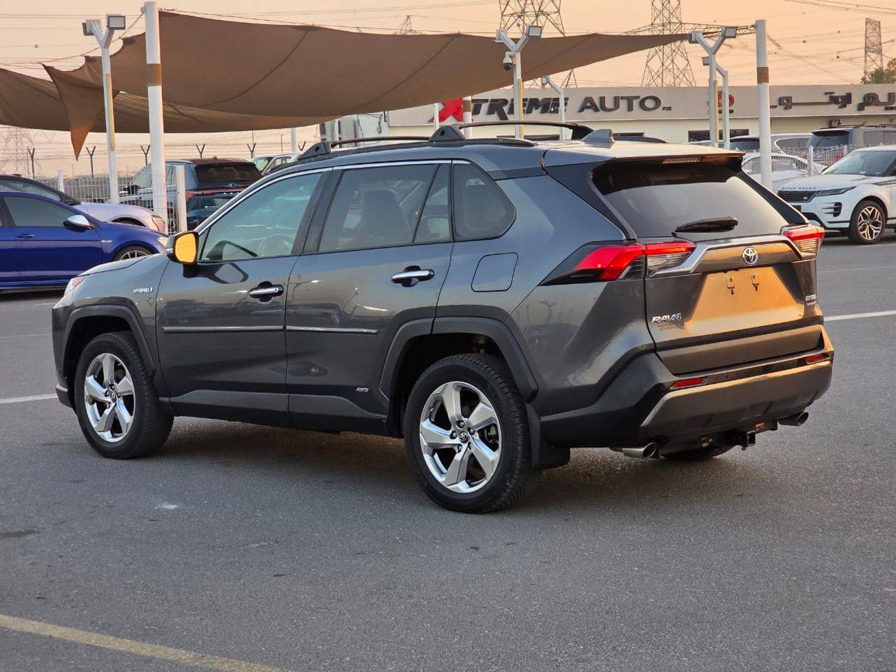 تويوتا راف ٤ 2.5L Limited Hybrid