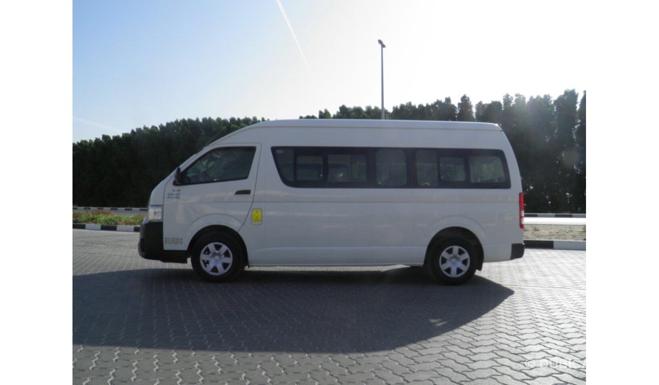 Toyota Hiace 2014 السقف العالي ref#44