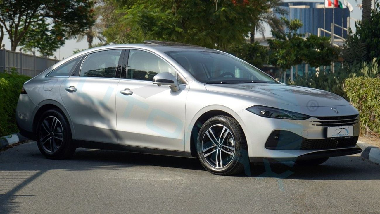 Roewe D7 (For Export , НА ЭКСПОРТ) DMH 1.5L Plug-in Hybrid FWD GCC 2026 Без пробега