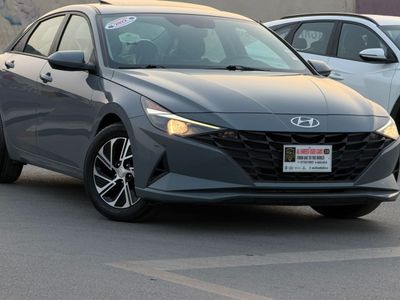 Hyundai Elantra GL 1.6L Excellent condition & luxury feel