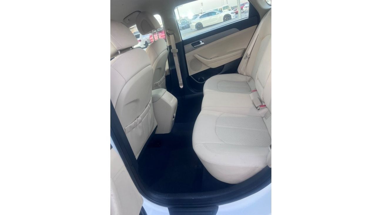 Hyundai Sonata SE
