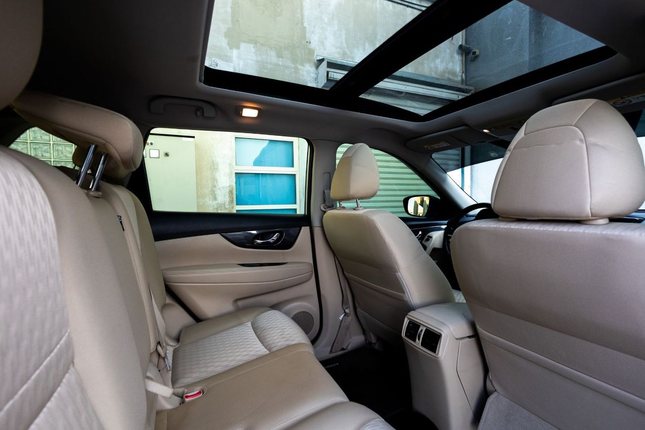 نيسان إكس تريل SV 2.5L Nissan X-Trail SV 2018 GCC under Warranty with Flexible Down-Payment.