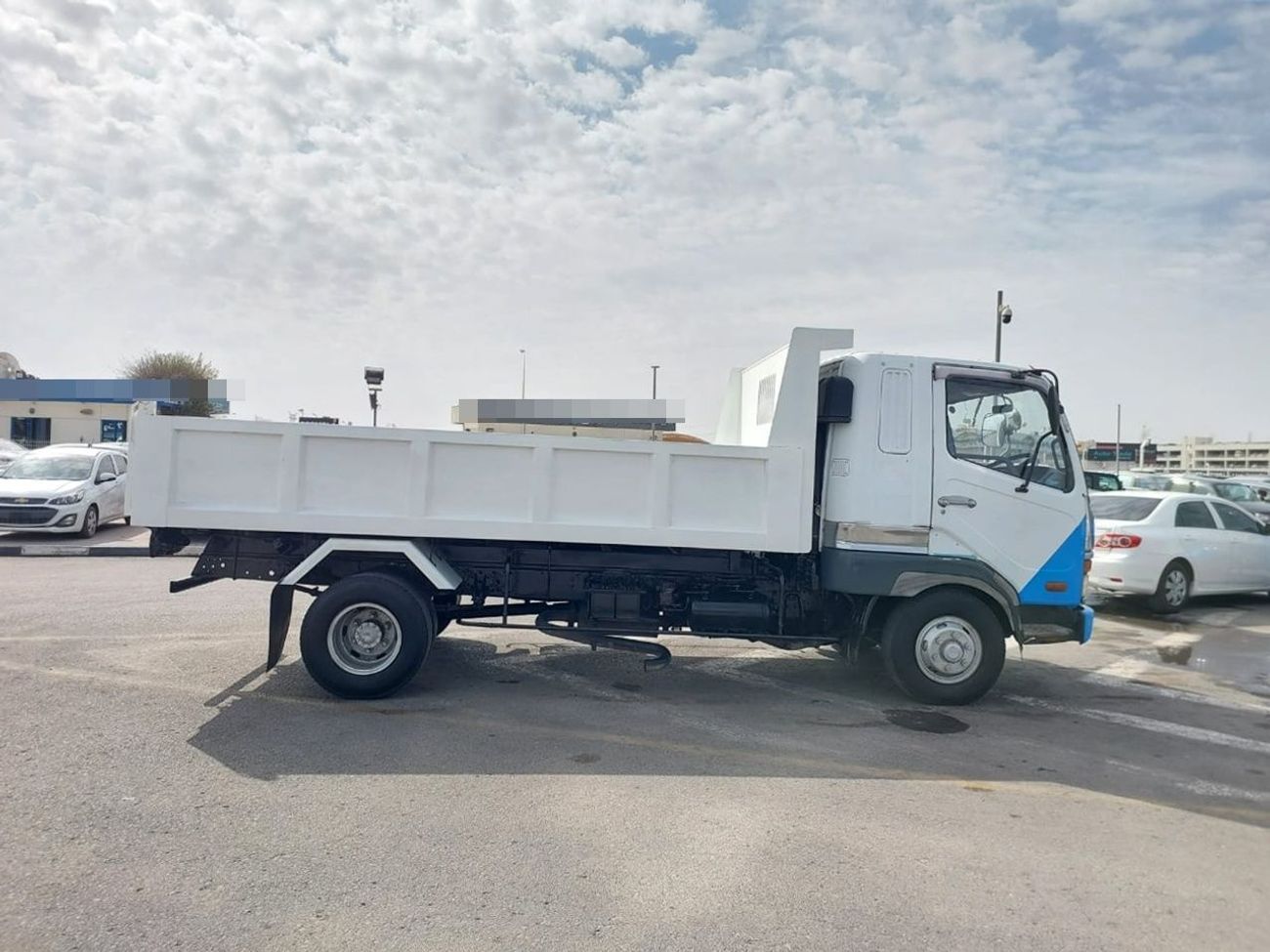 Mitsubishi Fighter MITSUBISHI FIGHTER TRUCK RHD 1995 MODEL 8.2 L DIESEL MANUAL(PM20050)