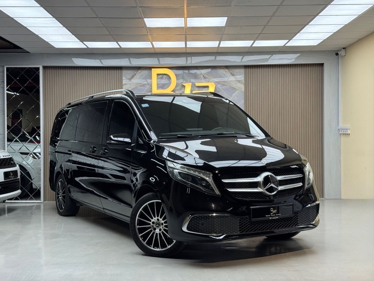 مرسيدس بنز V 250 Std 2.1L