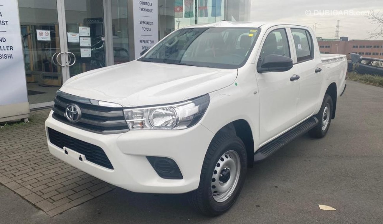 تويوتا هيلوكس Toyota/HILUX D DC 4WD/2.4GD COMFORT DC 6MT 4X4