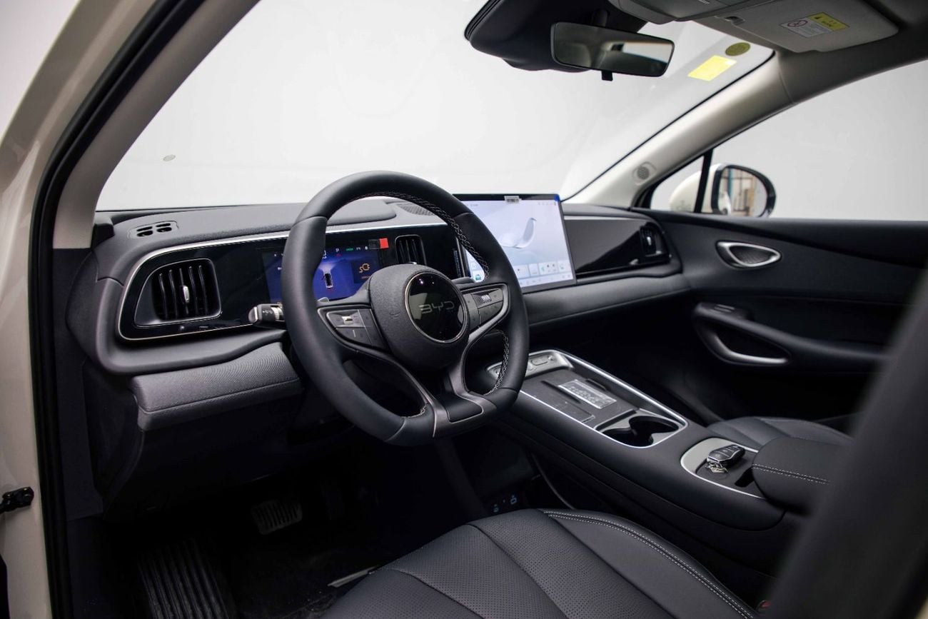 بي واي دي سيليون 05 Intelligent Navigation - Warm Sun White Inside Black | Export Only