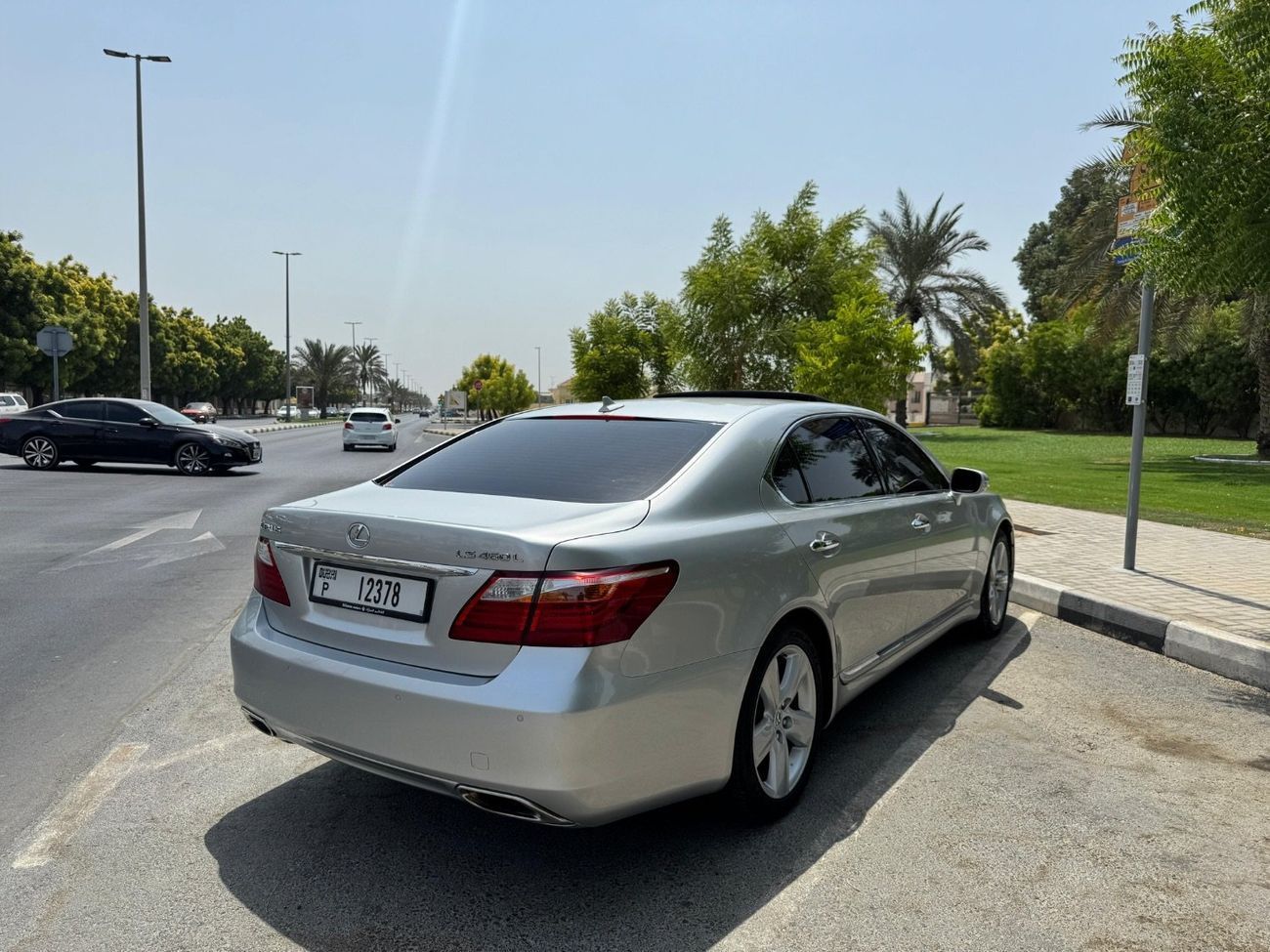 لكزس LS 460 L Titanium 4.6L