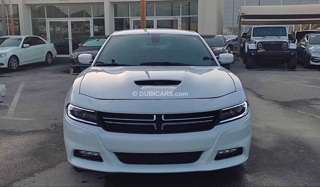 Dodge Charger SXT