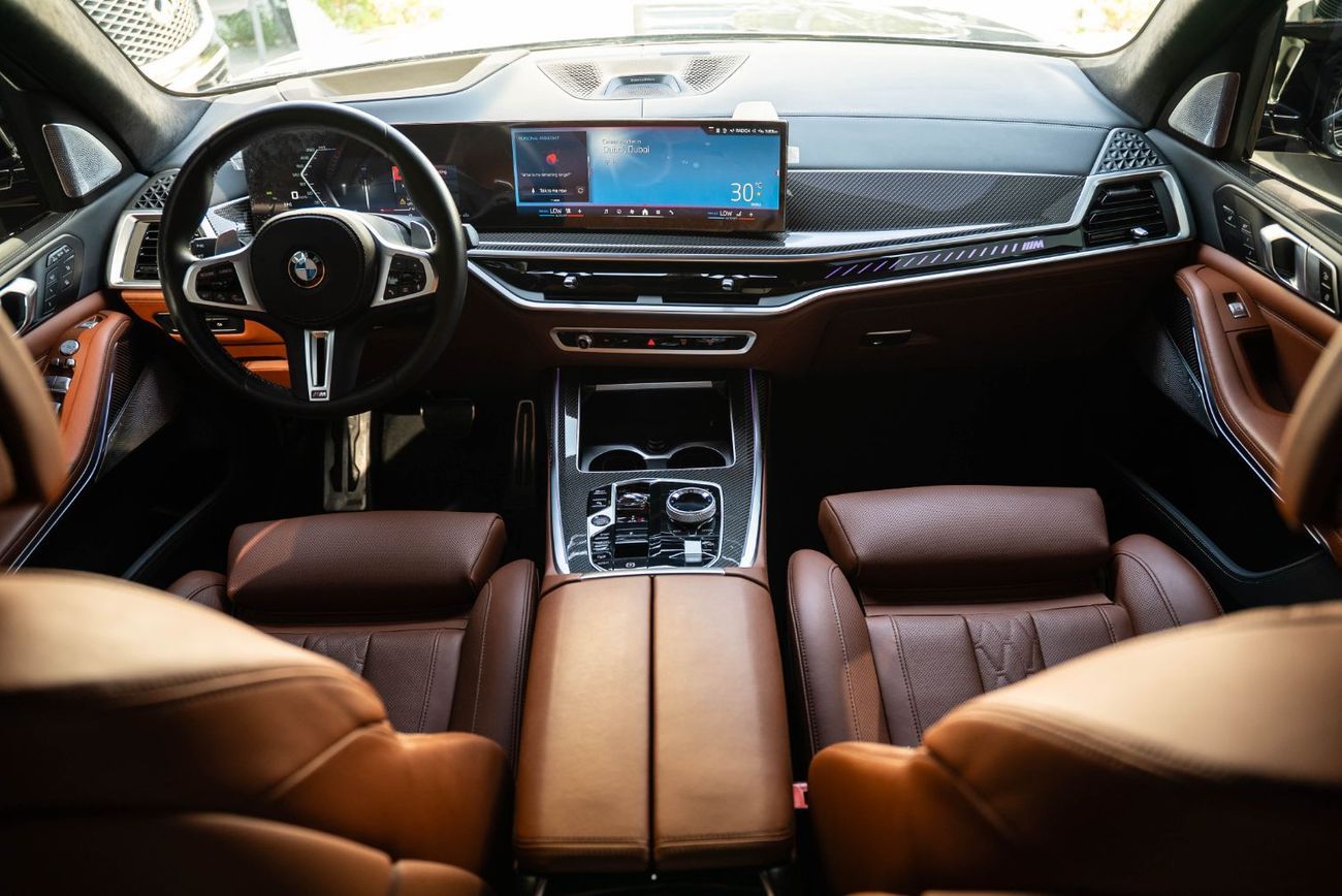 بي أم دبليو X7 xDriveM60i (6 Seats)