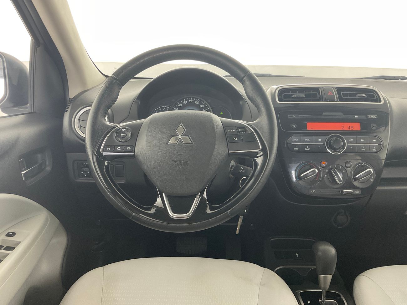 ميتسوبيشي اتراج GLX Full | شامل الضمان | 0 ﺪﻔﻋﺓ ﺃﻮﻟﻯ