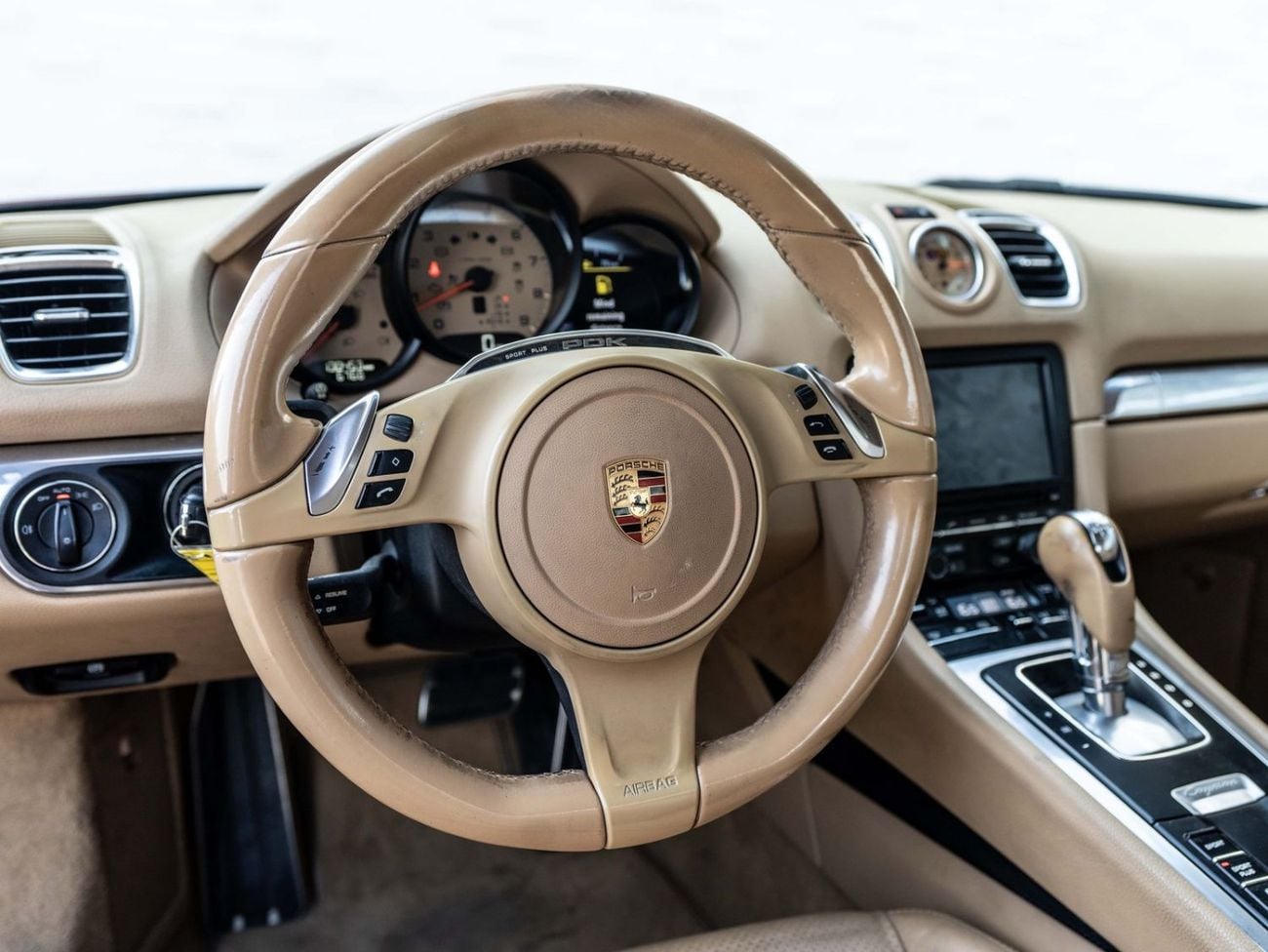 Porsche Cayman Porsche Cayman S 2014 for 1,362.00 AED monthly