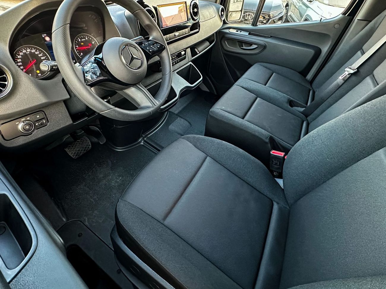 مرسيدس بنز سبرينتر Mercedes-Benz Sprinter 519 EXTRA LONG