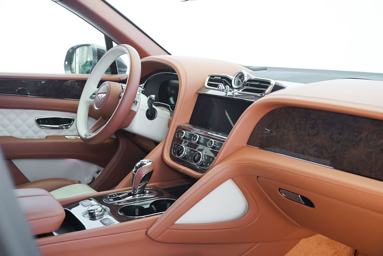 بنتلي بينتايجا Bentayga 4.0T