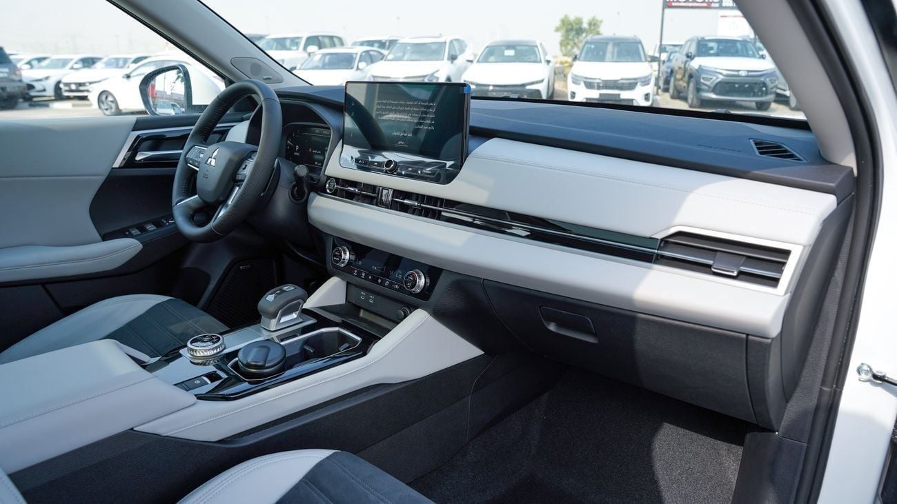 Mitsubishi Outlander Brand New 2026 Mitsubishi Outlander (GO3+) High Line  2.5L | 4-Cylinder | SUV | GCC Specs | 2WD | Ex