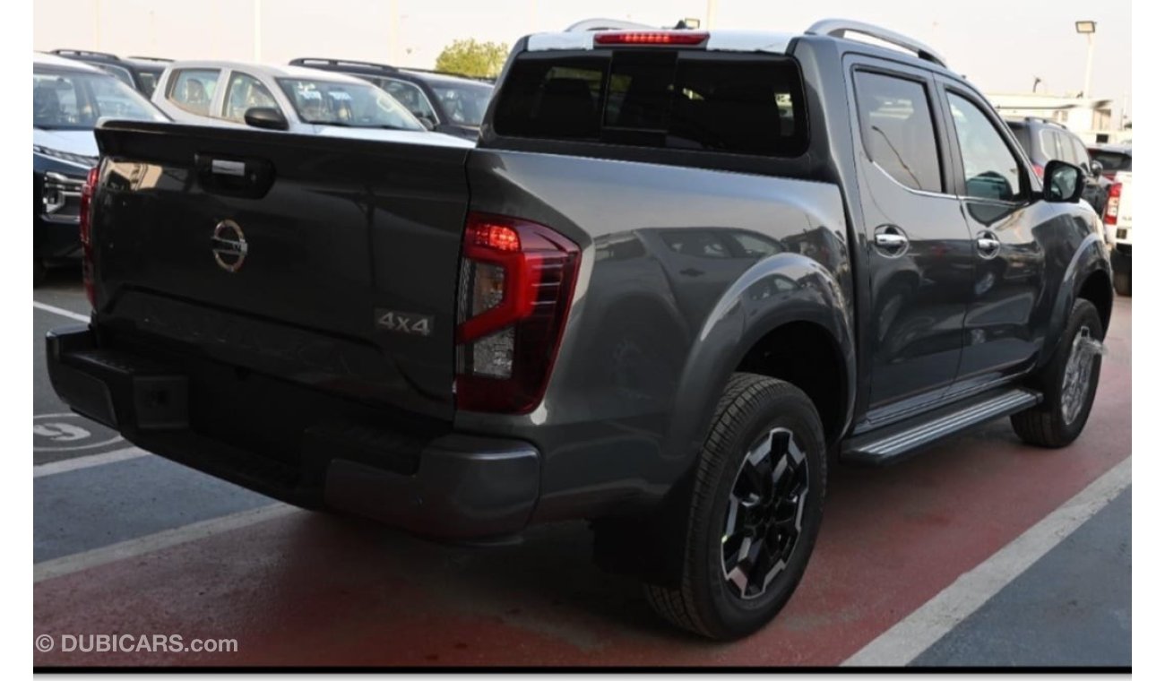 Nissan Navara Petrol 4wd