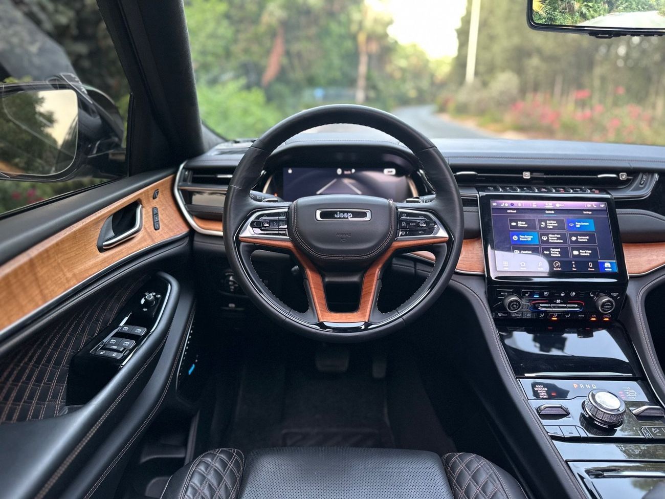 Jeep Grand Cherokee 2022 Jeep Grand Cherokee L Summit Reserve | 3.6L V6 | 6-Seater Luxury | Perfect Condition